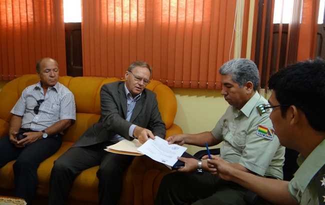 Secretario esteve reunido com o comandante da Policia Nacional de Pando - Foto: Ascom Sesp