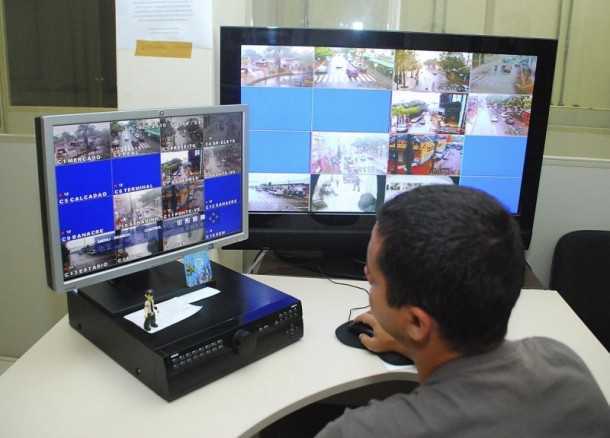 Câmeras de monitoramento foram instaladas na capital (Foto: Luciano Pontes)