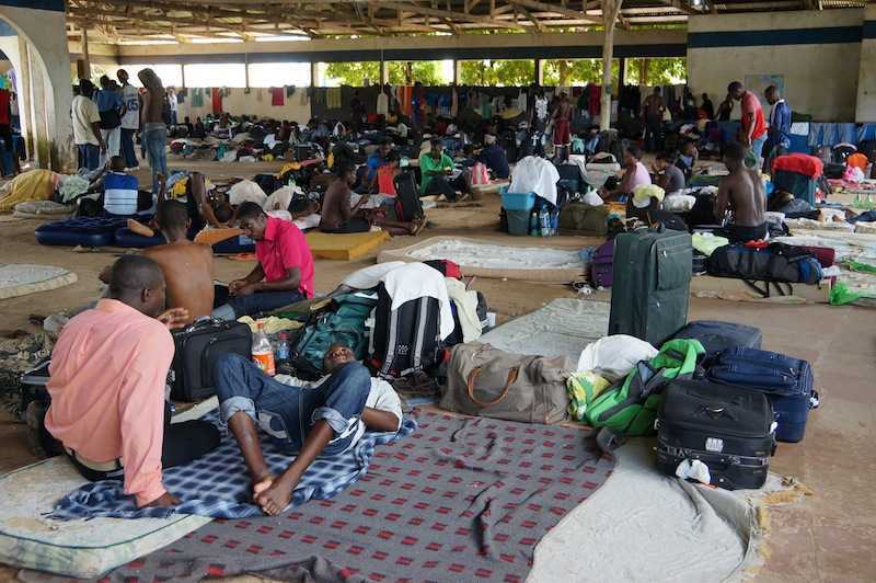 Cerca de 700 haitianos estão em Brasiléia, juntamente com outros refugiados - Foto: Alexandre Lima