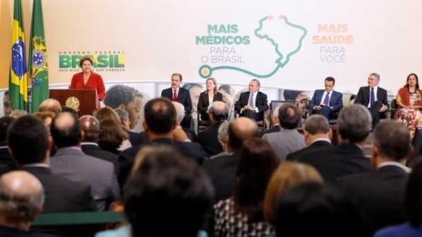 A presidenta Dilma Rousseff lançou nesta segunda-feira, em Brasília, o programa Mais Saúde (Foto: Assessoria Palácio do Planalto)
