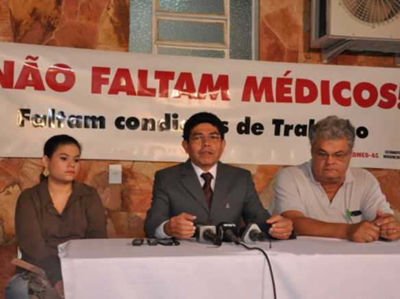 Presidente do Sindicato dos Médicos do Acre (Sindmed-AC), José Ribamar Costa, afirmou que a contratação de médicos não resolverá o problema da saúde pública/Foto: Agência ContilNet