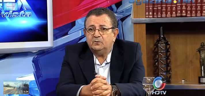 Colunista político Luis Carlos em entrevista - Foto: Captura
