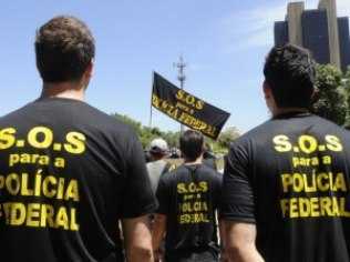 Policiais Federais em protesto por melhores condições - Agência Brasil