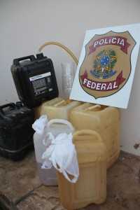 Combustível apreendido foi levado para o pátio da PF em Epitaciolândia - Foto: Alexandre Lima