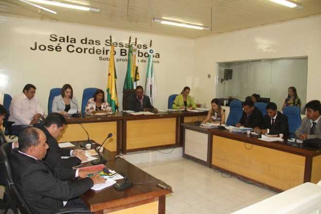 Primeira Sessão da Câmara de Brasiléia no ano de 2014 - Foto: Arquivo
