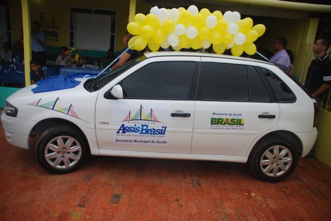 “Este veículo é para dar apoio às equipes nos postos de saúde”, afirmou o prefeito/Foto: Assessoria