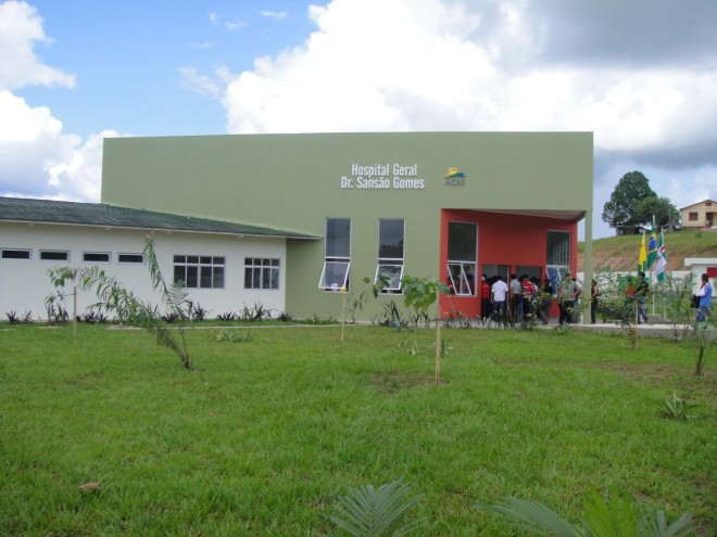 Hospital de Tarauacá, está com sua fiação elétrica comprometica e colocando a vida de todos em risco - Foto: blog do euricopaz