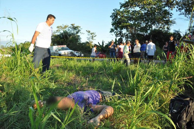 Assaltante foi morto com um tiro no olho durante troca de tiros com a polícia/Foto: Selmo Melo/ContilNet Notícias