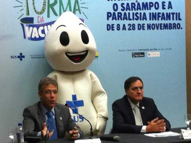 O ministro da Saúde, Arthur Chioro (esquerda), e o secretário de Vigilância em Saúde, Jarbas Barbosa (Foto: Raquel Morais/G1)