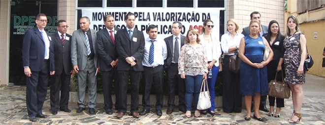 Defensores públicos durante reivindicação de valorização da Defensoria Pública do Acre