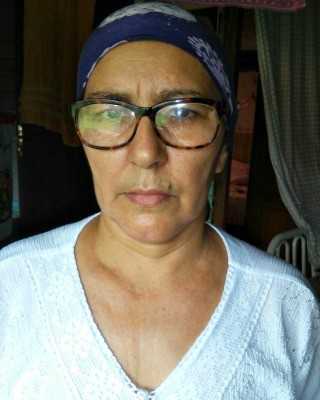 Antônia Cleuma está sem fazer sessões de quimioterapia há 1 mês (Foto: Daiane Fiqueiredo/Arquivo Pessoal)