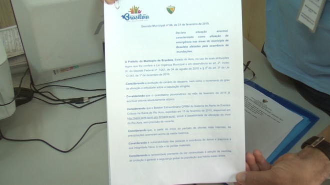 Decreto de Emergência assinado pelo prefeito de Brasiléia. 