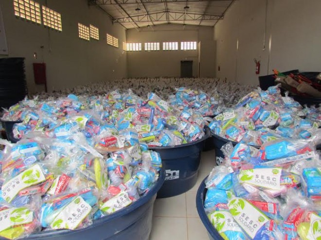 Fecomércio arrecadou e comprou aproximadamente 10 mil kits com gêneros alimentícios, limpeza, higiene e 2 mil caixas d’água às vítimas das enchentes nos municípios acreanos/Foto: Ascom