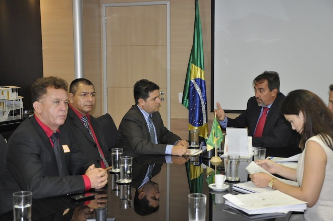 No gabinete do Ministro da Integração, Gilberto Magalhães Occhi. 