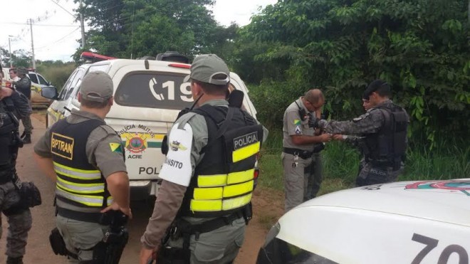 Viauturas da PM sairam em perseguição aos suspeitos/Foto: Selmo Melo/ContilNet Notícias