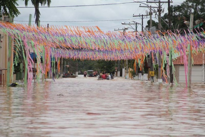 Quase 100% de Brasileia ficou submersa pelas cheia do Rio Acre - Foto: Alexandre Lima/Arquivo