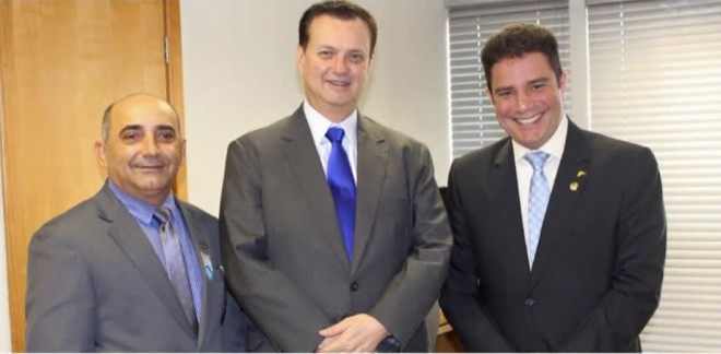 Everaldo (e), juntamente com o MInistro das Cidades, Gilberto Kassab (c) e o senador acreano, Gladson Cameli (d).
