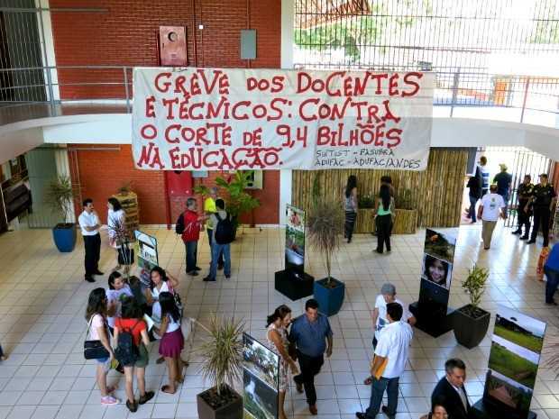 Professores da Ufac seguem em greve por tempo indeterminado (Foto: Divulgação/Adufac)