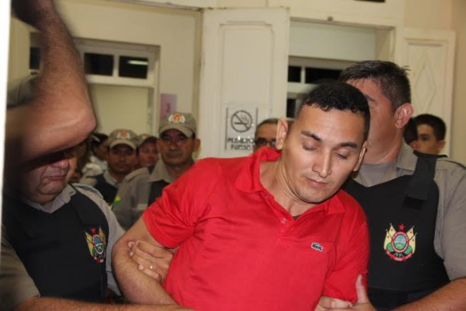 Após condenado, assassino do Delegado Carioca, Elivan Verus quase é linchado por populares