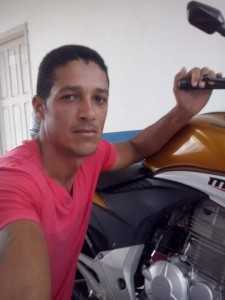Cláudio Gomes da Silva, de 35 anos,
