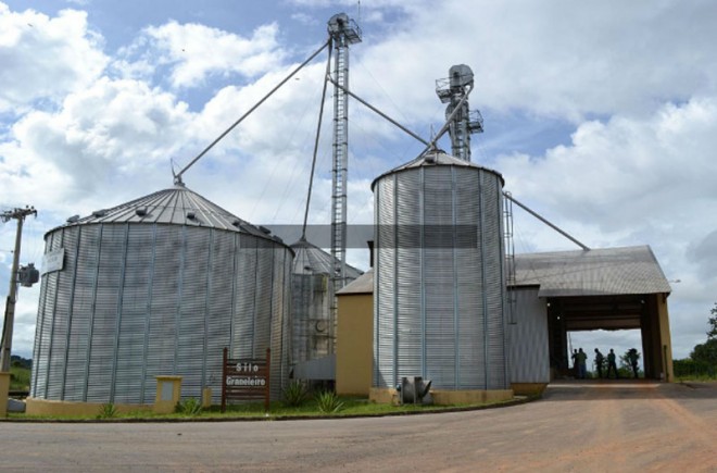 Deputado diz que os grãos estavam estocados no silo de Brasiléia/FOto: Secom