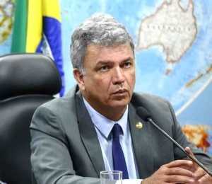 Senador Sérgio Petecão