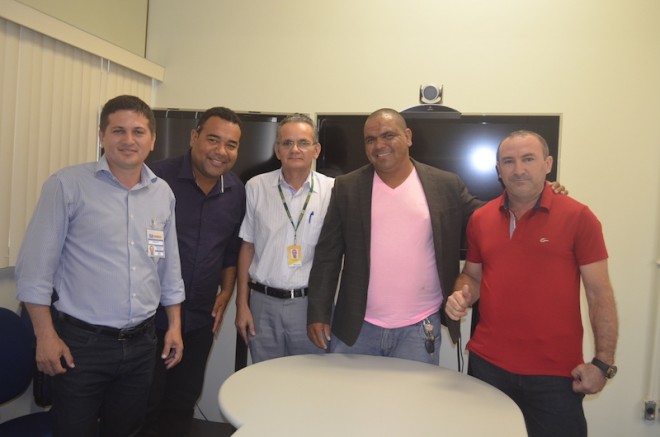 Vereadores Joelson Pontes e Mário Jorge vão a Rio Branco cobrar retorno de agência dos Correios para Brasileia