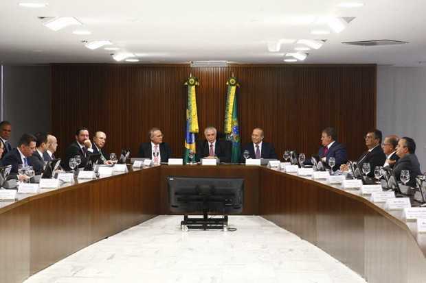 Michel Temer se reúne com governadores para discutir a dívida dos estados (Foto: Reprodução/Twitter)