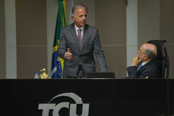  Ministro José Múcio Monteiro na sessão que, em junho, analisou as contas de 2015 da presidenta afastada Dilma RousseffJosé Cruz/Agência Brasil