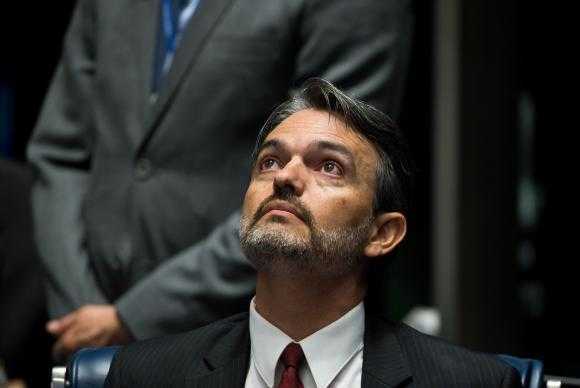 Júlio Marcelo de Oliveira é ouvido na condição de informante durante o primeiro dia da sessão de julgamento do impeachment da presidenta afastada Dilma Rousseff Marcelo Camargo/Agência Brasil