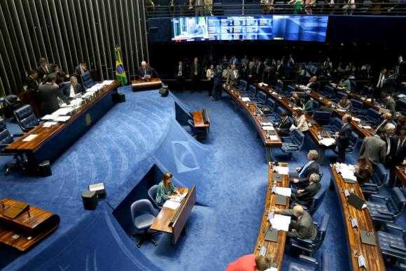 Brasília - Reajuste dos servidores da Defensoria Pública da União foi aprovado no final de agosto pelo Senado em votação simbólica Wilson Dias/Agência Brasil