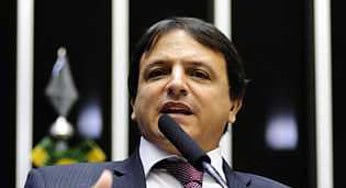 Projeto de Márcio Bittar isenta mototaxistas do pagamento de IPI e IOF