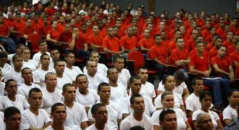 Começa a formação dos novos policiais militares e bombeiros