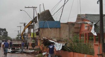 Chuva com fortes ventos provoca prejuízos em Brasiléia