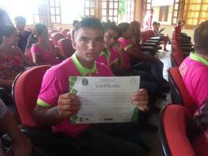 Francildo Alves morador da zona rural, concluiu o curso com toda dificuldade enfrentada