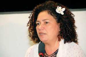 Perpétua Almeida é consagrada candidata ao Senado da República pelo PC do B: Foto: Assessoria