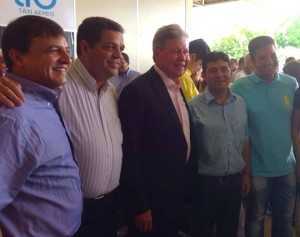 Prefeito juntamente com deputados, foram recepcionados por Arthur Virgílio, prefeito de Manaus - Foto: Assessoria