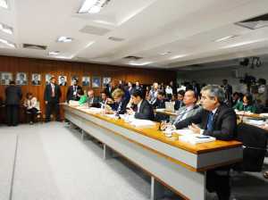 Jorge Viana durante reunião da comissão do Senado/Foto: Assessoria