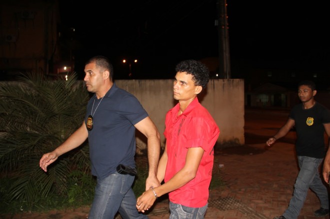 Chegada do acusado no municipio vizinho por medida de segurança - Foto: Alexandre Lima 