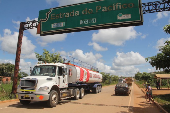 Acre recebeu carregamento de combustível vindo do Peru/Foto: Alexandre Lima