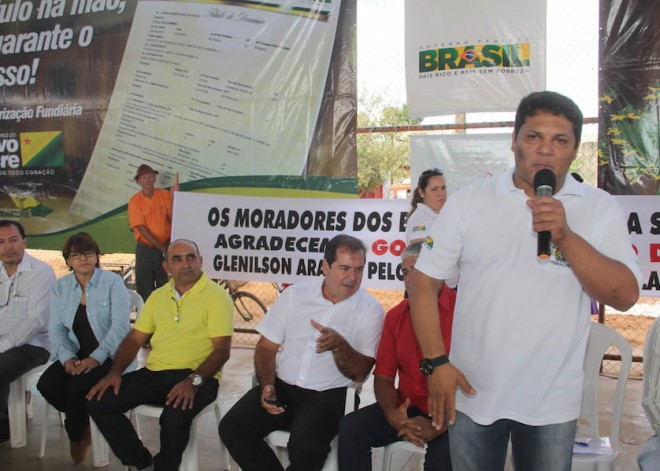 Presidente do Iteracre, Glenilson Figueiredo, falou da importância da entrega dos títulos em Brasiléia - Foto: Alexandre Lima