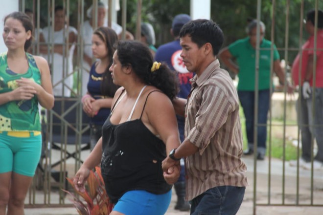 A mãe, Antonia Carvalho Tupa (33) e o padrasto, estiveram no hospital e estavam chocados com a tragédia - Foto: Alexandre Lima