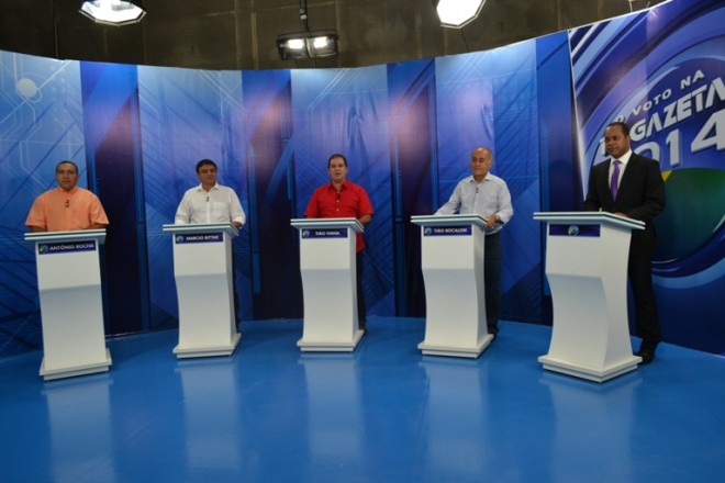 Tião Viana fica entre Bittar e Bocalom no debate da TV Gazeta/Foto: Socorro Pinheiro/ContilNet Notícias