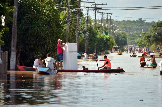 Cerca de 75% da cidade de Tarauacá está coberta pelas águas/Foto: Jardy Lopes