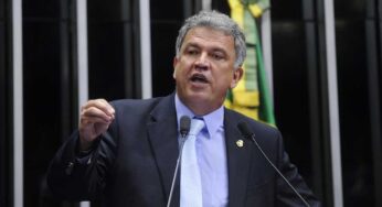 Petecão lamenta a rejeição de Projeto de Lei que isenta professores do Imposto de Renda