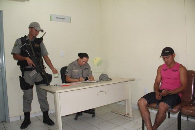 José tentou enganar os policiais mas confessou o furto depois e foi preso - Foto; Alexandre Lima