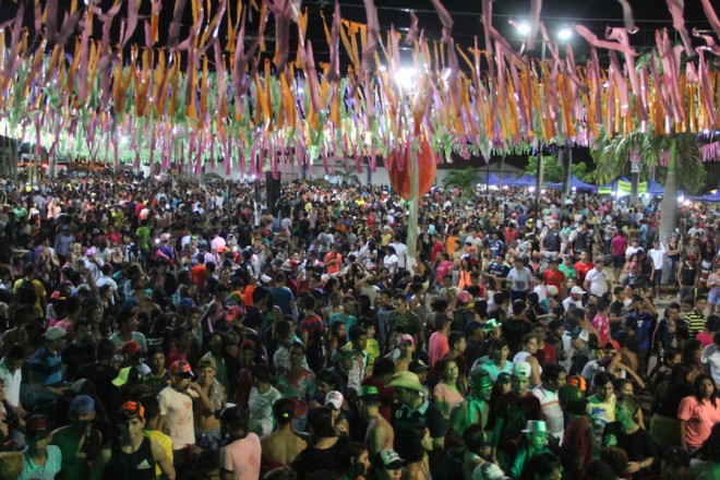 Praça Ugo Poli recebeu cerca de 10 mil foliões por noite nos quatro dias - Foto: Alexandre Lima