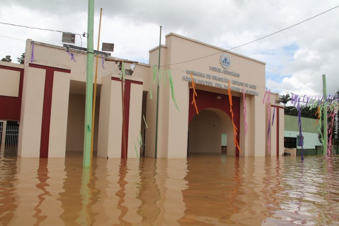 Fórum da Comarca de Brasiléia, um dos muitos prédios que foram afetados pela água do Acre - Fotos: Alexandre Lima
