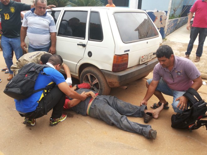 Jornalista Almir Andrade se chocou contra carro com sua moto na cidade de Epitaciolândia.