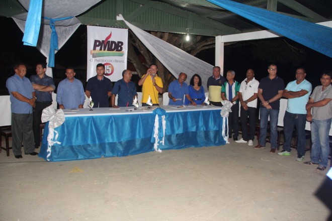 Lideranças do PMDB e convidados durante evento - Foto: Alexandre Lima